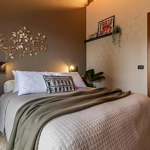 Interno 13 - Coffee, Wifi & Mxp , Somma Lombardo Italia